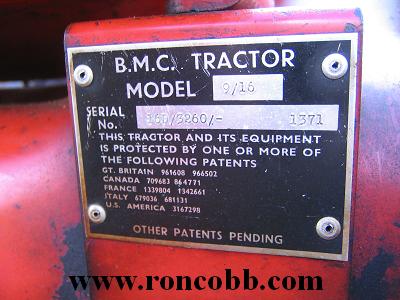 tractor-8LOGO.JPG - 28428 Bytes